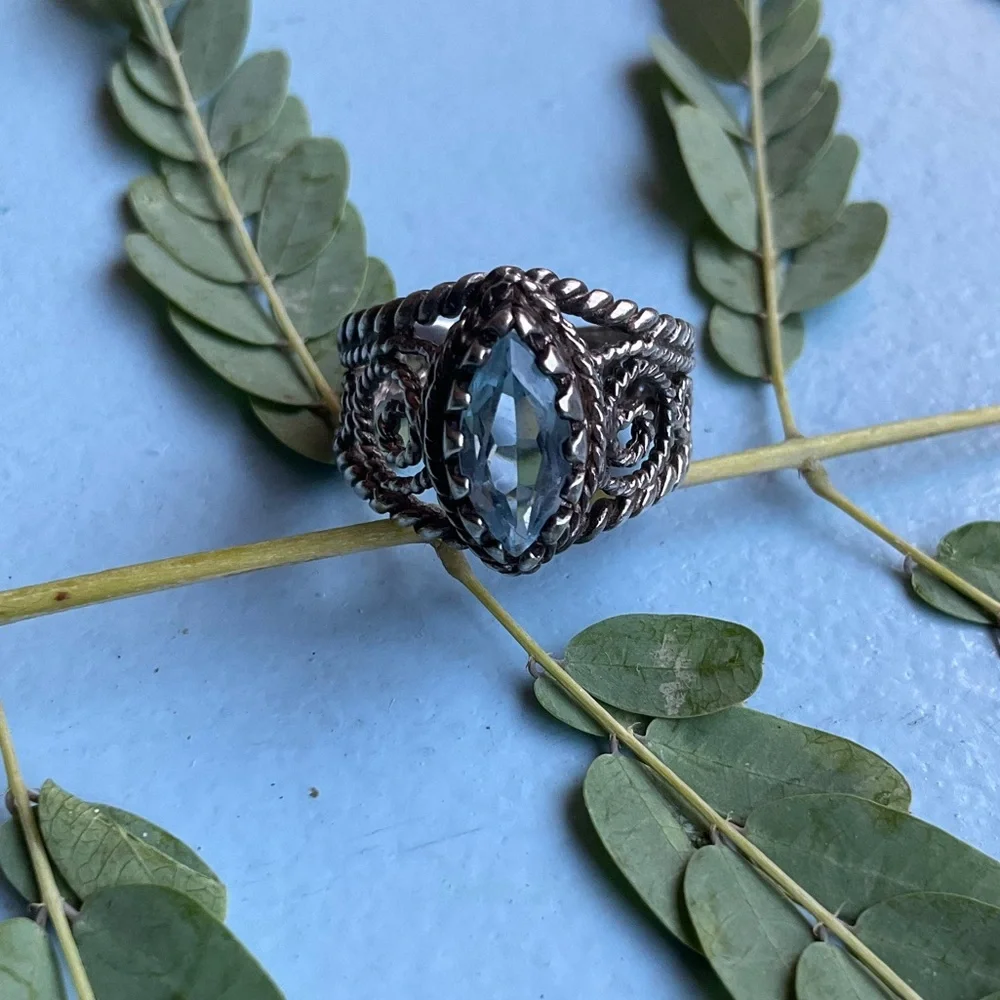 VNTG Aquamarine and Sterling Silver Ring - Picture 4 of 6